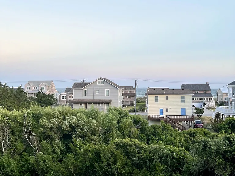 106 Coastal Point Dr #302 — Photo 2