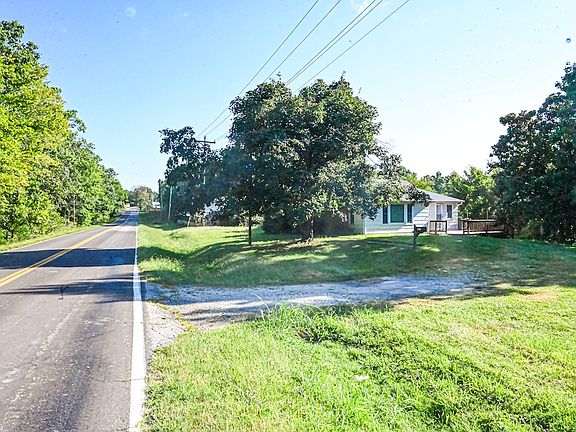 3rd image of 15710 E State Highway 76