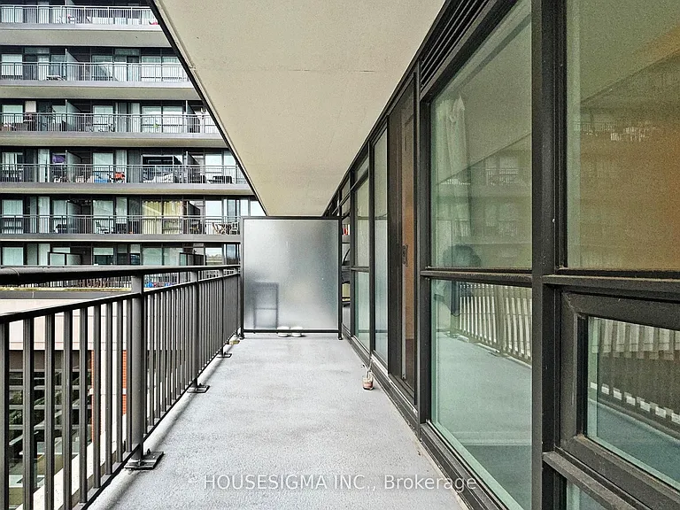 3091 Dufferin St #211 — Photo 18