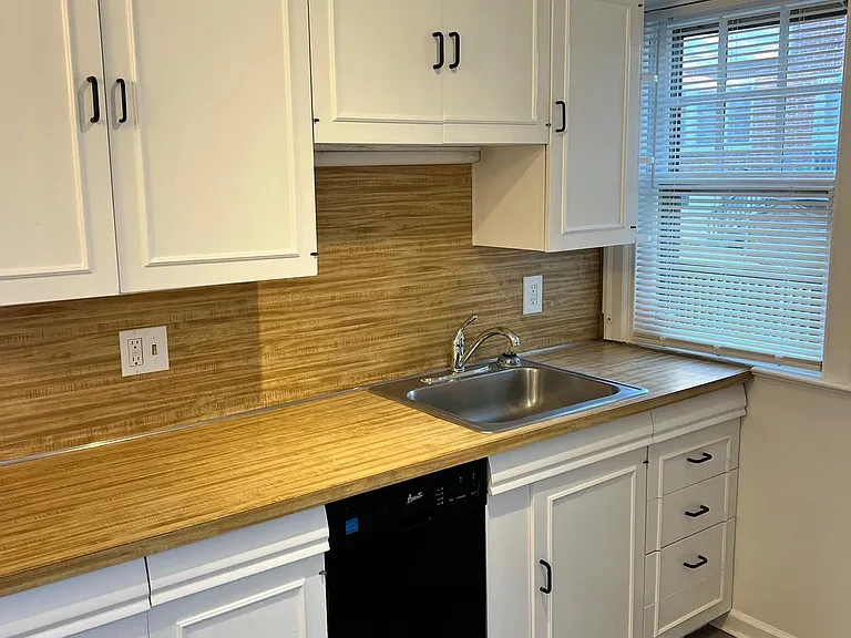 2505 Cumberland Ave — Photo 11