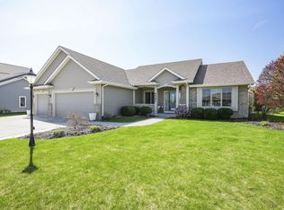 6557 Heritage Ave, Racine, WI 53406