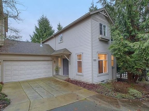 2nd image of 9836 NE 130th Pl