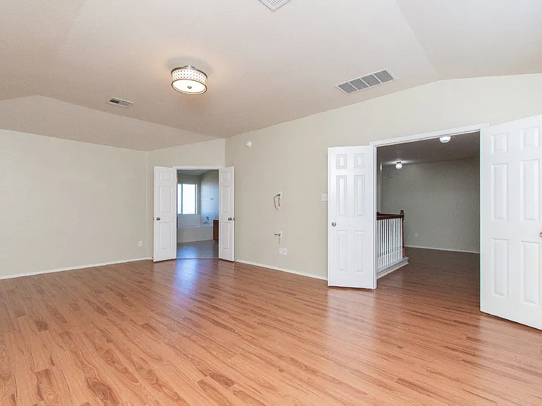5503 Bridgewood Dr — Photo 15