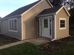 11823 26th Ave, Pleasant Prairie, WI 53158