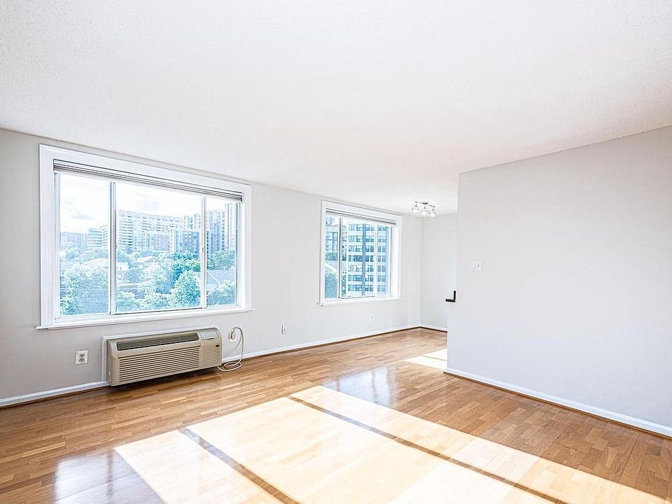 1st image of 1730 Arlington Blvd APT 501