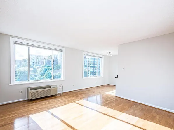 1730 Arlington Blvd, Arlington, VA