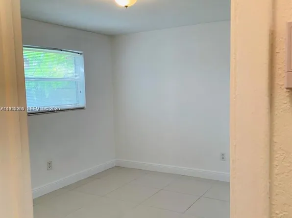 220 NW 63rd St APT 3, Miami, FL 33150