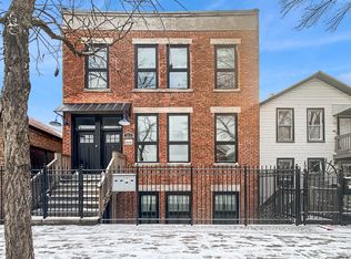 1813 W 21st St #1F, Chicago, IL 60608
