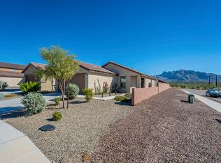 9232 N Peridot Vista Ave, Tucson, AZ 85742