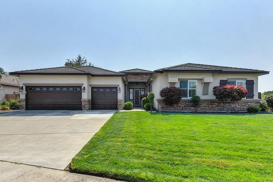 1st image of 1052 Elk Hills Dr
