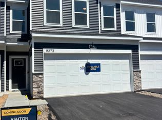 9273 Larimar Trl, Eden Prairie, MN 55347