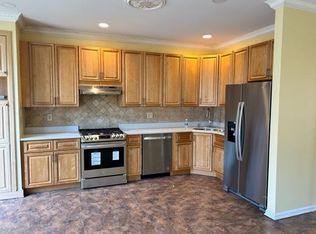 3 Pine Tree Ter, Holmdel, NJ 07733