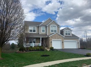 7015 Greenspire Dr, Lewis Center, OH 43035