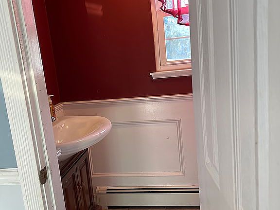 4th image of 15 Grace Ln