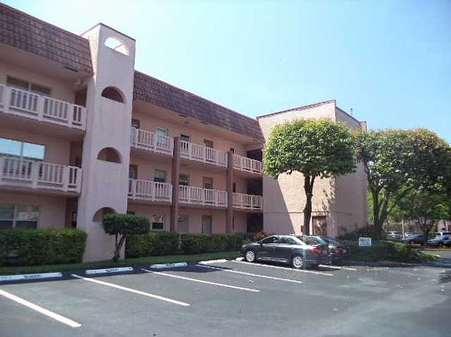 1st image of 9440 Sunrise Lakes Blvd APT 212