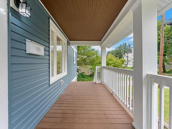 3rd image of 6813 Merwin Ave