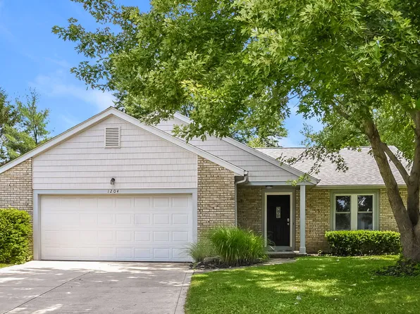 1204 Daylight Dr, Reynoldsburg, OH 43068