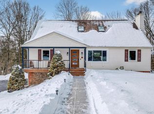 5 Larch Court, Poughkeepsie, NY 12603