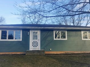 410 Kennedy Ave, Omro, WI 54963