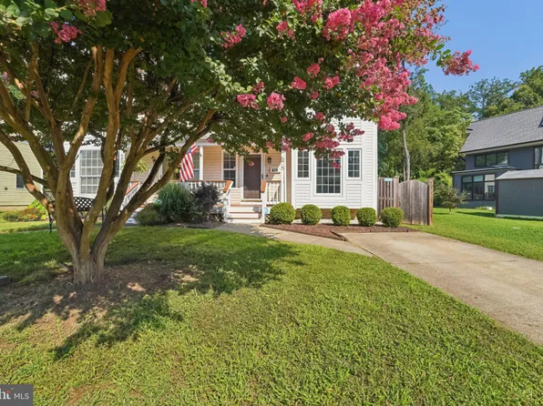 678 Genessee St, Annapolis, MD 21401