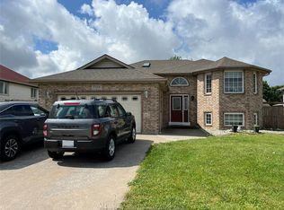 709 Havens Dr, Windsor, ON N9G 2S5