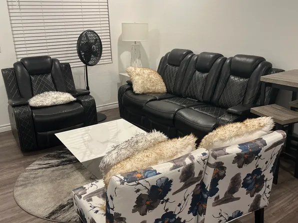 3828 Snow Fawn Ave, North Las Vegas, NV 89084