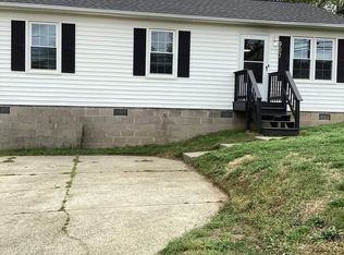 907 Tuscaloosa St, Greensboro, NC 27406