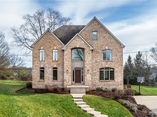 1789 Tragone Dr, Pittsburgh, PA 15241