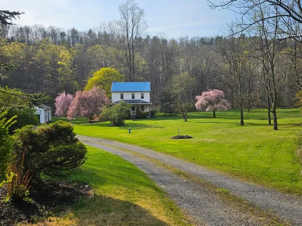 11514 Sugar Grove Rd, Huntingdon, PA 16652