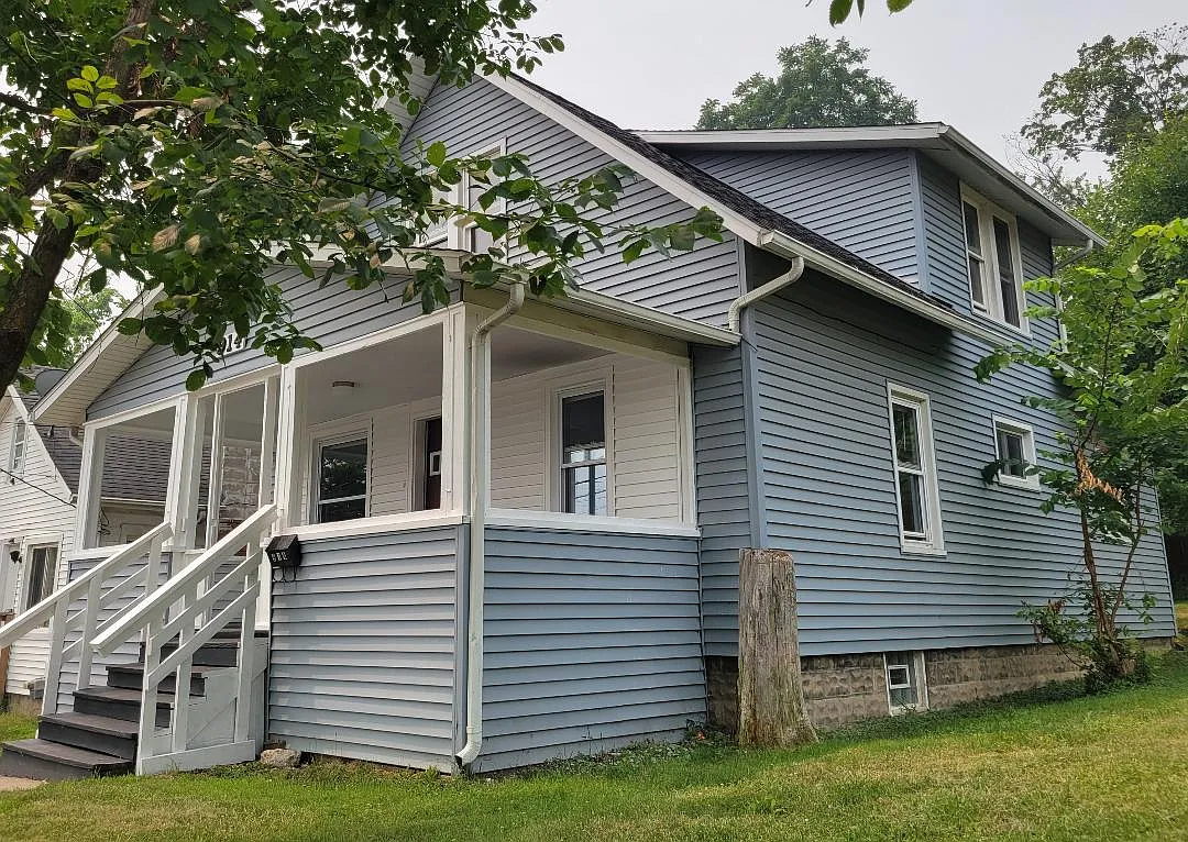 914 Middle St — Photo 3