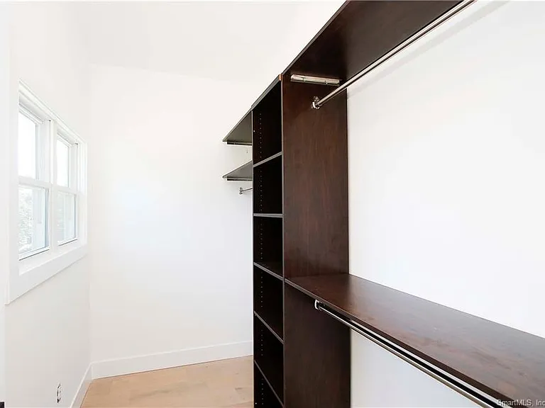 11 Fairmount Dr — Photo 23