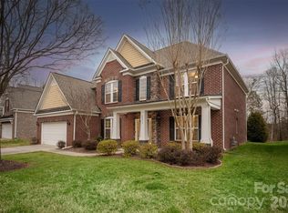 17515 Campbell Hall Ct, Charlotte, NC 28277