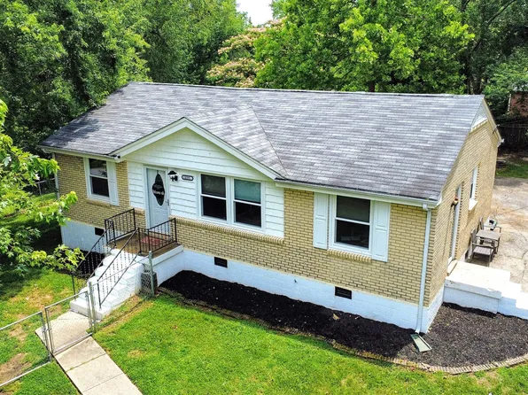 229 Scarlet Dr, Clarksville, TN 37040