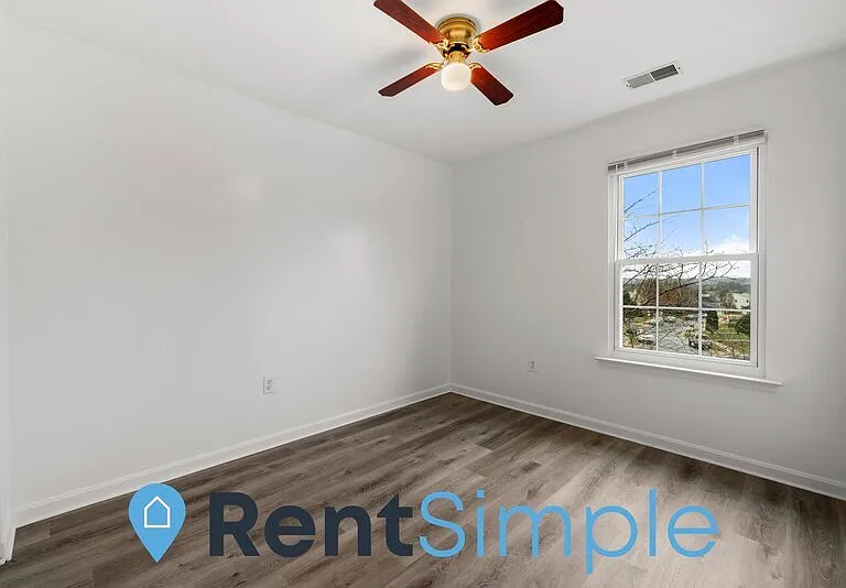 14359 Newbern Loop — Photo 33