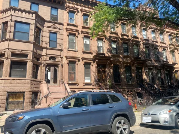 189 Hancock St, Brooklyn, NY 11216