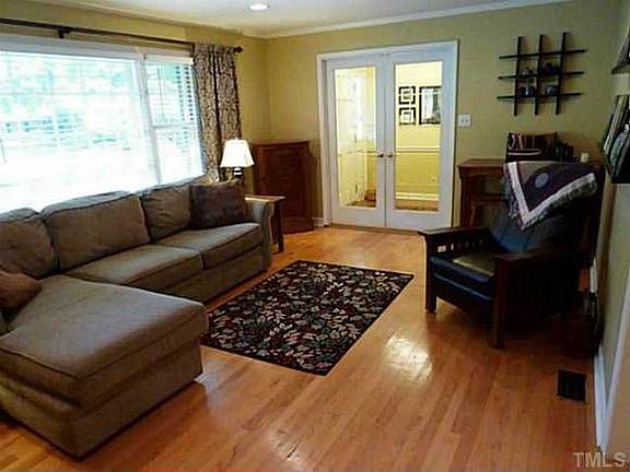 3rd image of 4610 Berini Dr