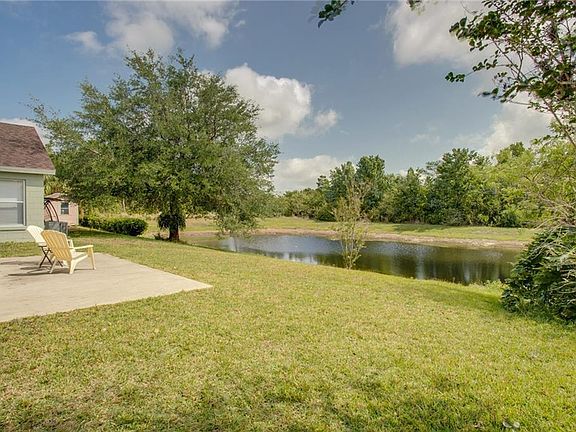 5th image of 324 Briar Bay Cir