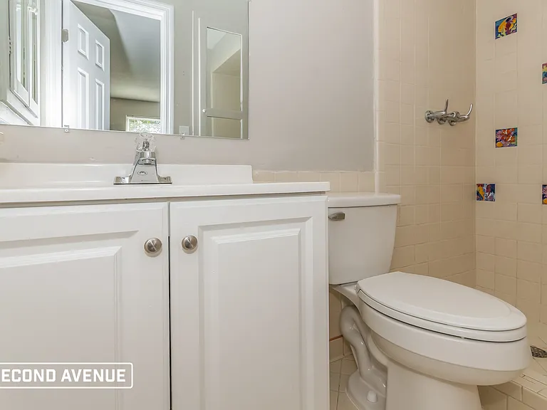 1224 Crown Dr — Photo 16