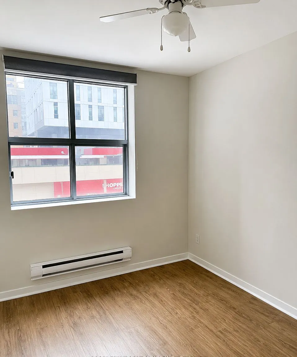 Studio, $1,600 — Photo 2
