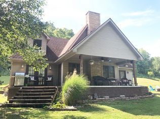 4005 8th Street Rd, Huntington, WV 25701