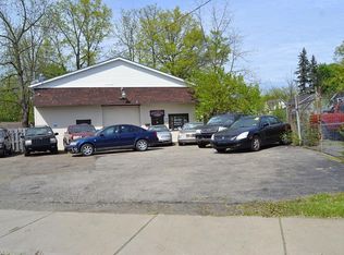 1739 Niles Rd SE, Warren, OH 44484