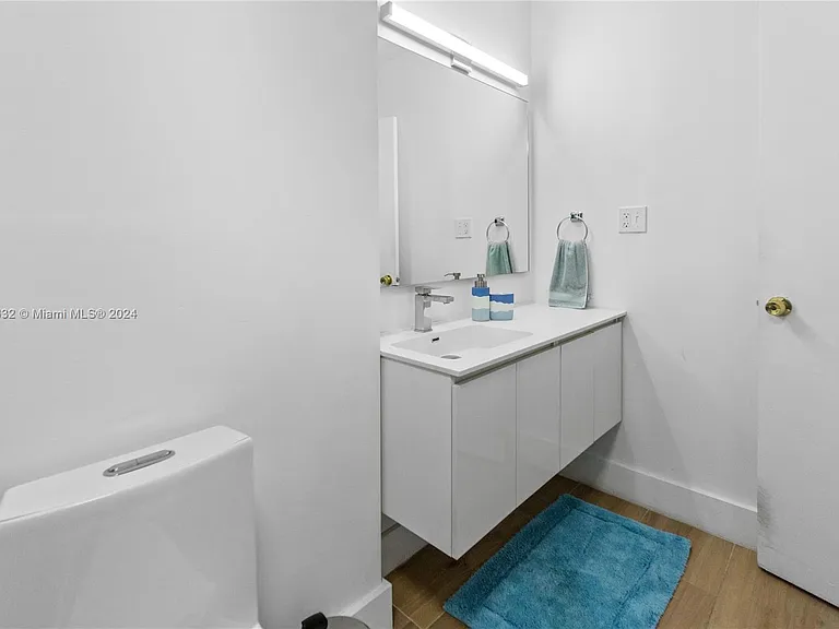 100 Lincoln Rd #1627 — Photo 11