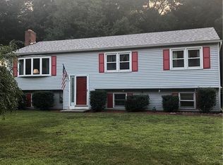 10 Matthew Ln, Windsor, CT 06095