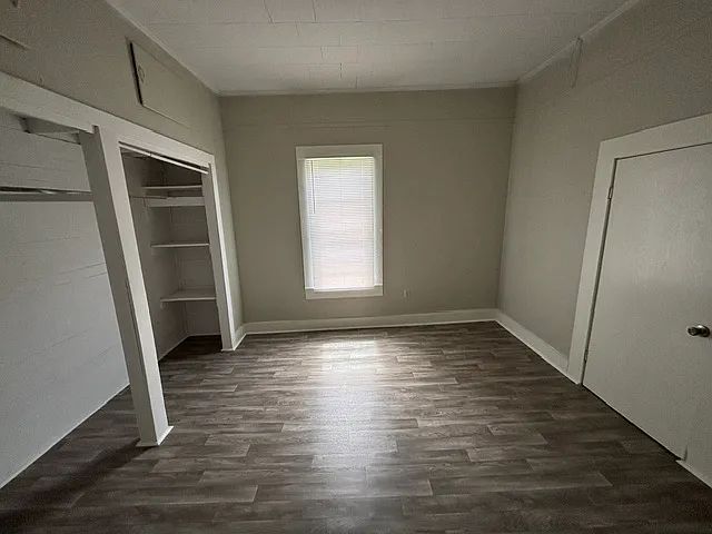 6242 Glen Lawrence Rd — Photo 3