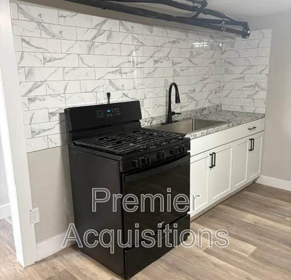 702 Biltmore Blvd #2 — Photo 1