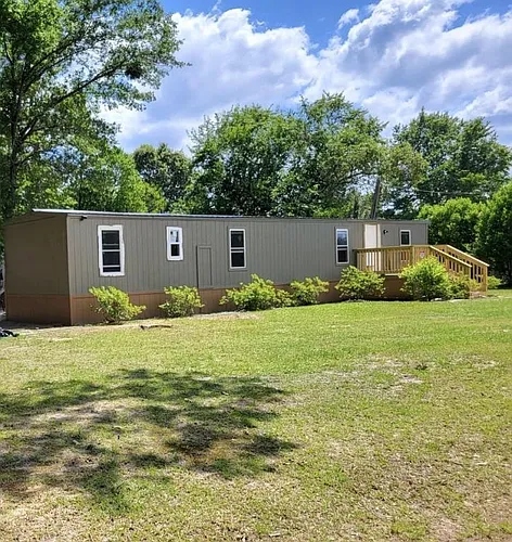 1739 Clover St Photo 1