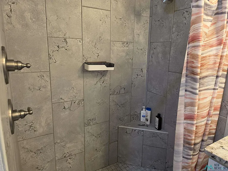 208 Nonpareil Ln — Photo 17