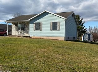 14 Lincoln Dr, Bedford, PA 15522