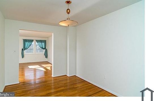 2nd image of 1176 Pelham Wood Rd