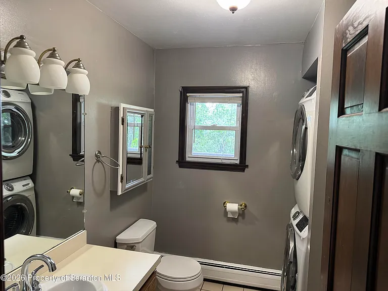 23 E Mountain Rd #A — Photo 9